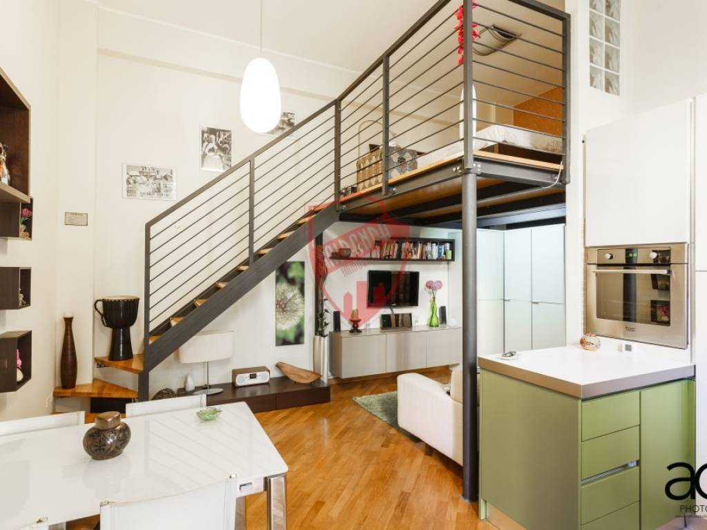 appartamento in vendita a Milano in zona Lambrate