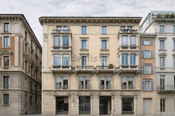 appartamento in vendita a Milano in zona Brera