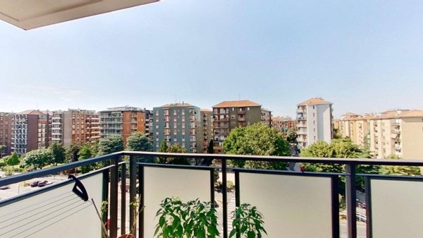 appartamento in vendita a Milano in zona Bande Nere