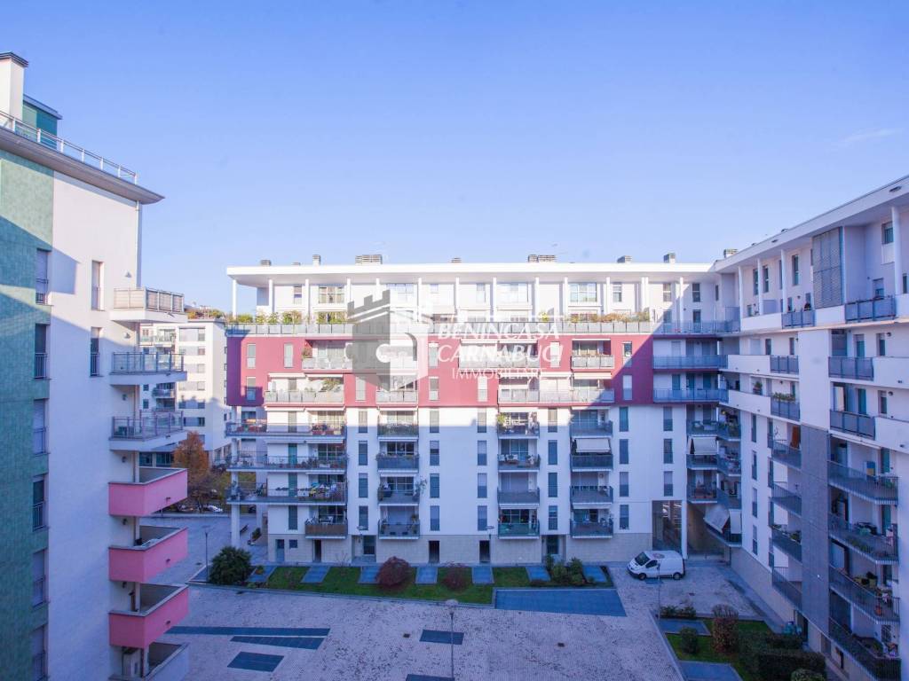 appartamento in vendita a Milano in zona Ponte Lambro