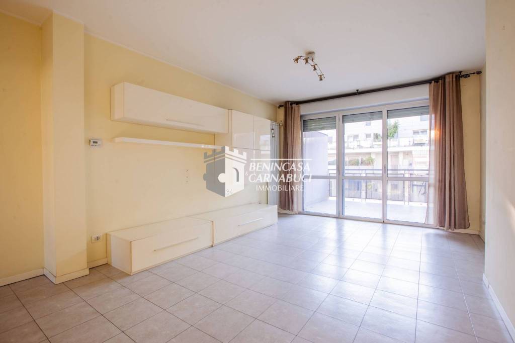 appartamento in vendita a Milano in zona Rogoredo