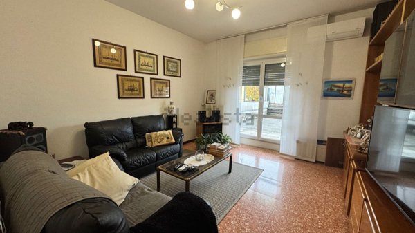 appartamento in vendita a Milano in zona Quarto Oggiaro