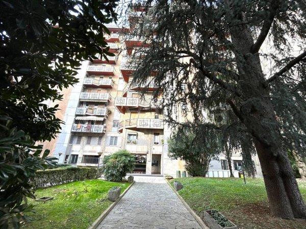 appartamento in vendita a Milano in zona Solari