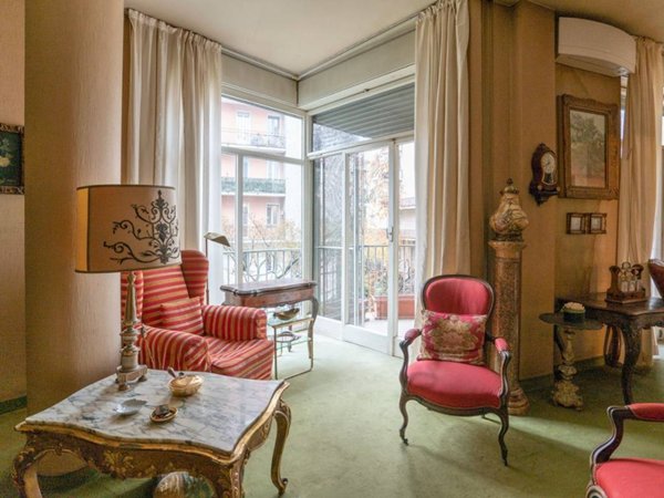 appartamento in vendita a Milano in zona Porta Garibaldi