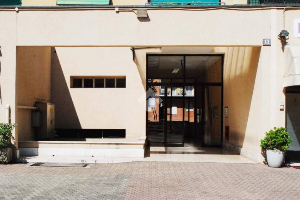 appartamento in vendita a Milano in zona Niguarda