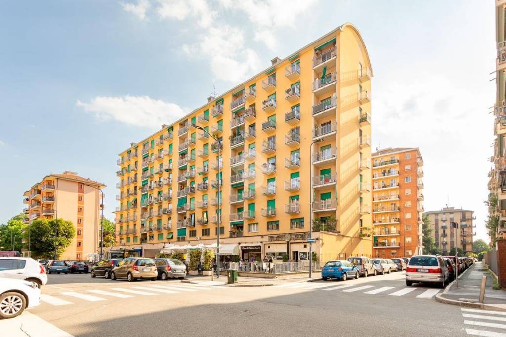 appartamento in vendita a Milano in zona Niguarda