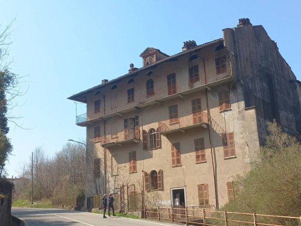 intera palazzina in vendita a Milano