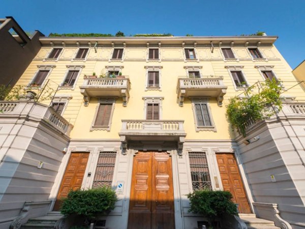 appartamento in vendita a Milano in zona XXII Marzo