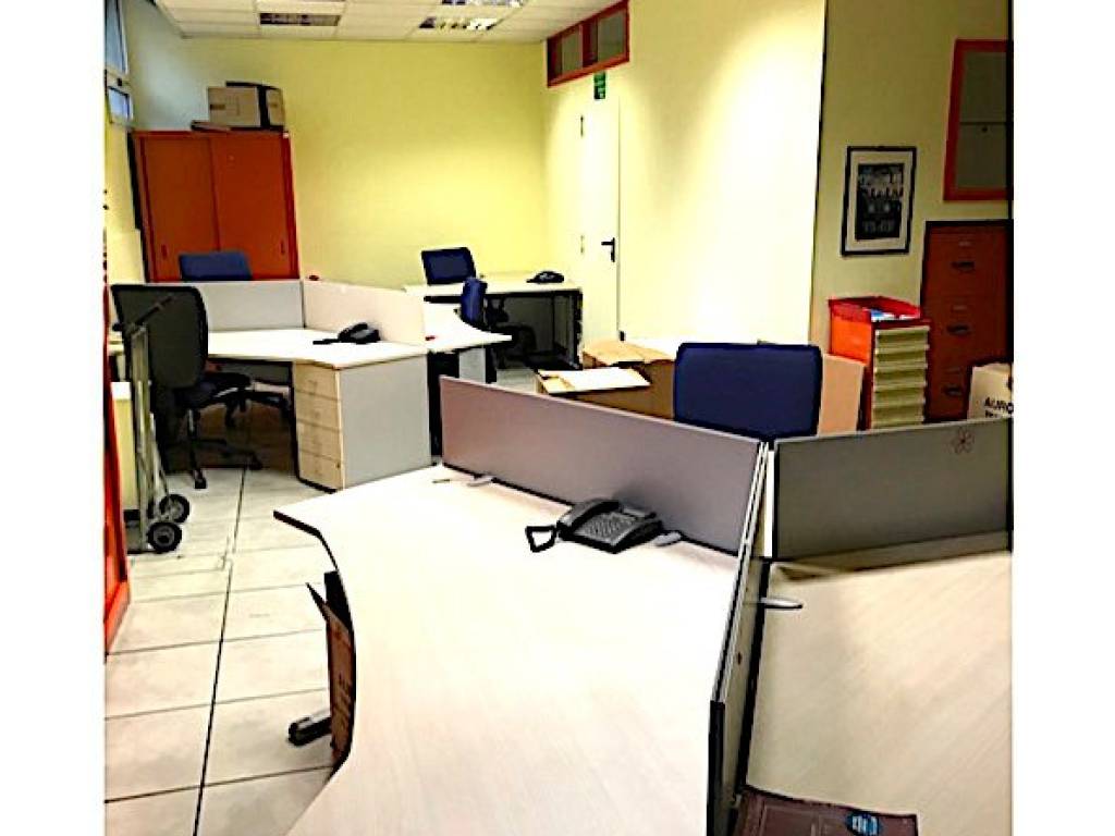 ufficio in vendita a Milano