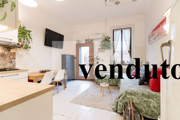appartamento in vendita a Milano in zona Prato Centenaro