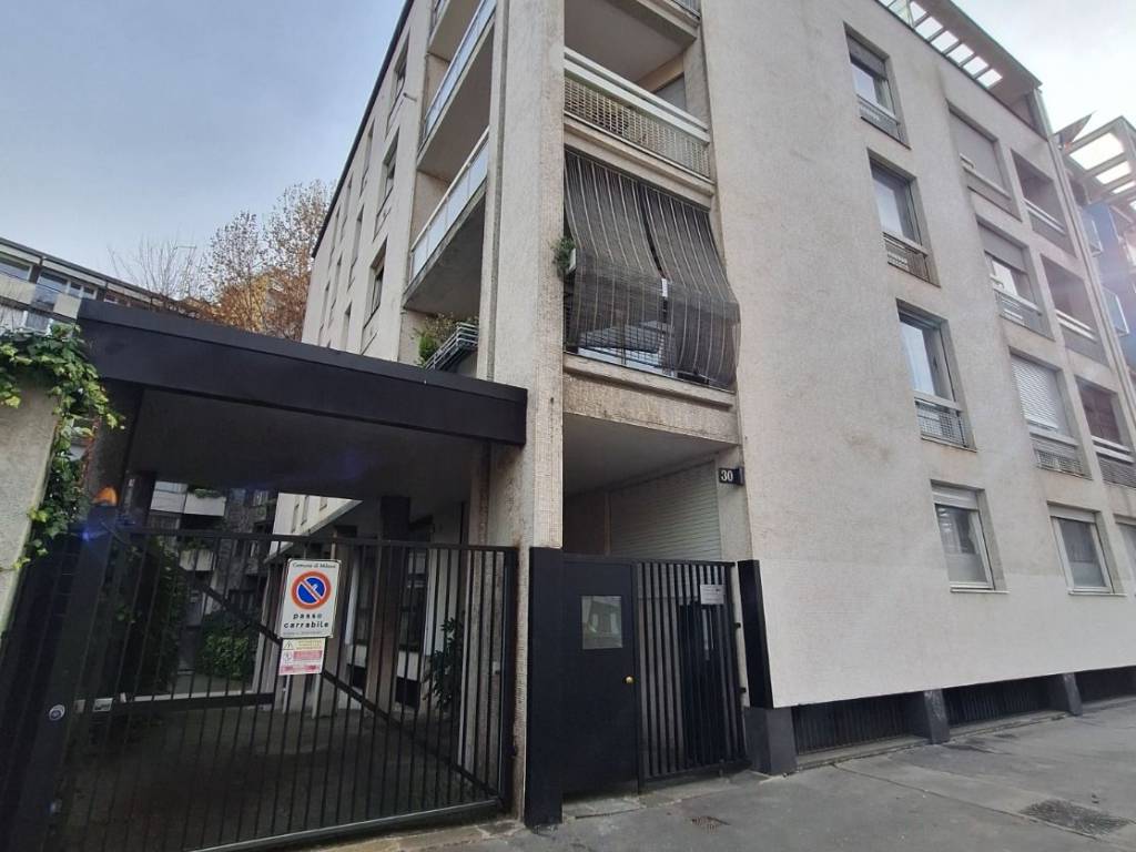 appartamento in vendita a Milano in zona Città Studi