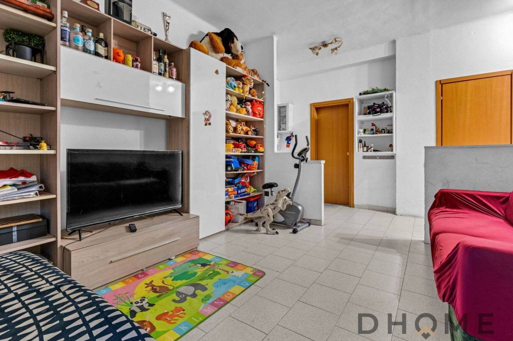 appartamento in vendita a Milano in zona Trenno