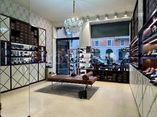 negozio in vendita a Milano