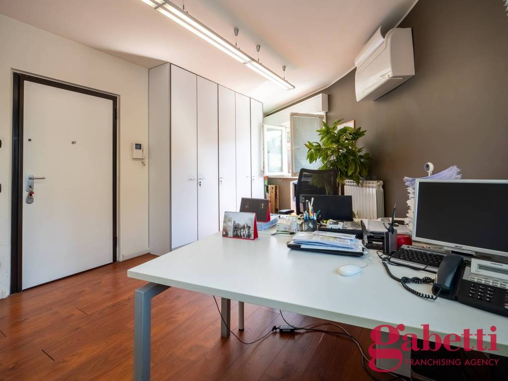 appartamento in vendita a Milano in zona Città Studi