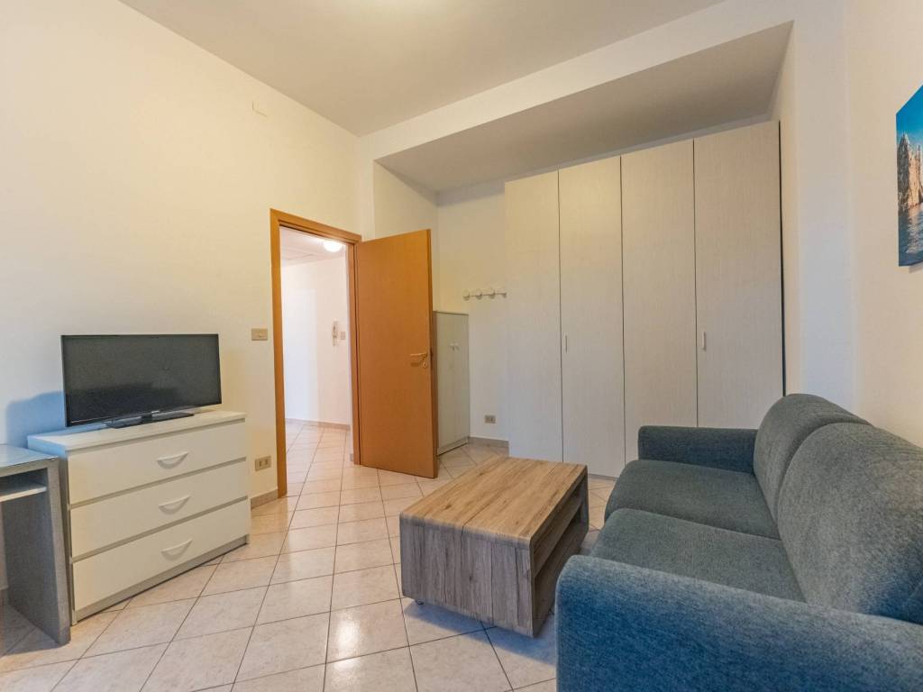 appartamento in vendita a Milano in zona Vigentino