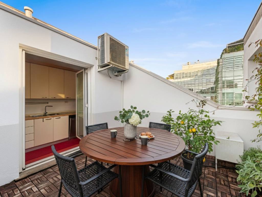 appartamento in vendita a Milano in zona Lambrate