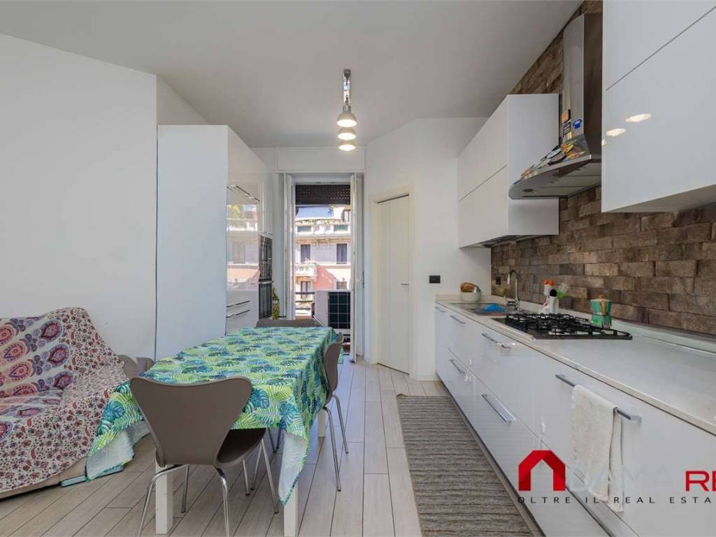 appartamento in vendita a Milano in zona Maggiolina