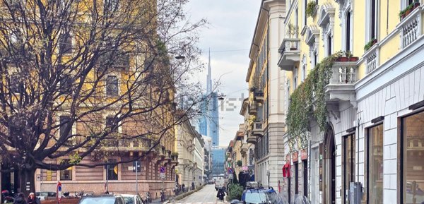 appartamento in vendita a Milano in zona Brera