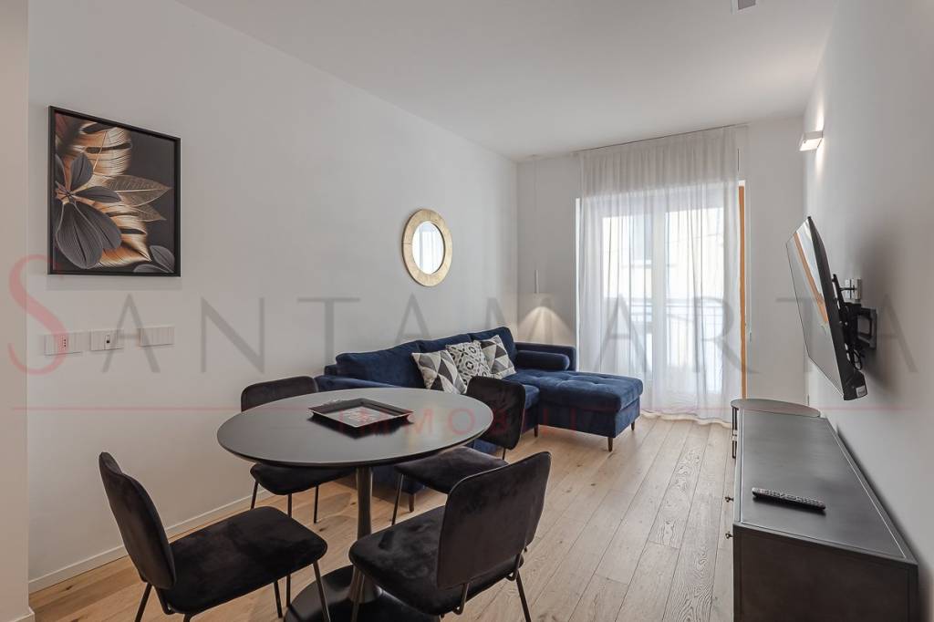 appartamento in vendita a Milano in zona Porta Venezia