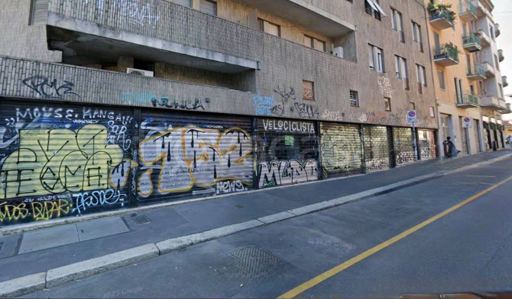 negozio in vendita a Milano in zona Conchetta