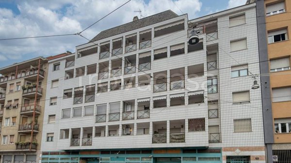 appartamento in vendita a Milano in zona Casoretto