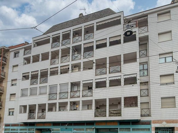 appartamento in vendita a Milano in zona Casoretto