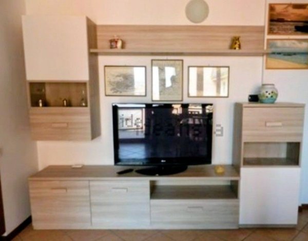 appartamento in vendita a Milano in zona Lorenteggio