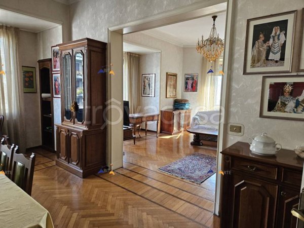 appartamento in vendita a Milano in zona Stazione Centrale