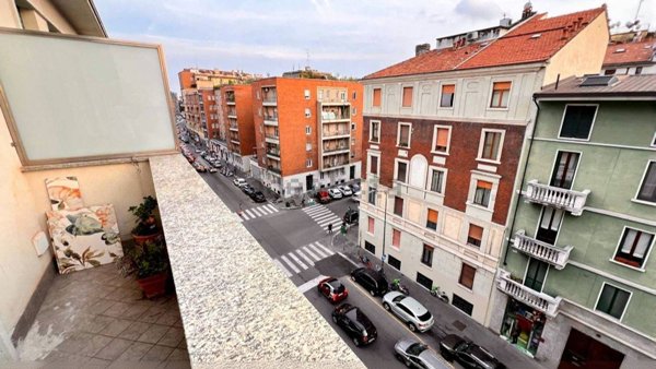 appartamento in vendita a Milano in zona Cinque Giornate