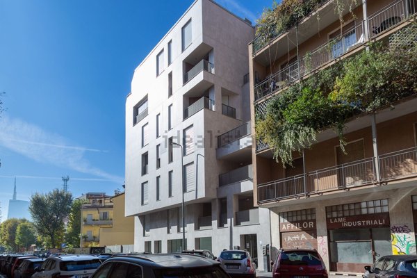 appartamento in vendita a Milano in zona Isola