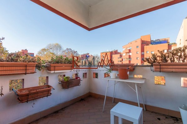 appartamento in vendita a Milano in zona Baggio