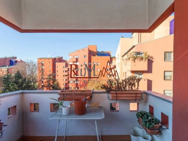 appartamento in vendita a Milano in zona Forze Armate