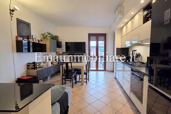 appartamento in vendita a Milano in zona Famagosta