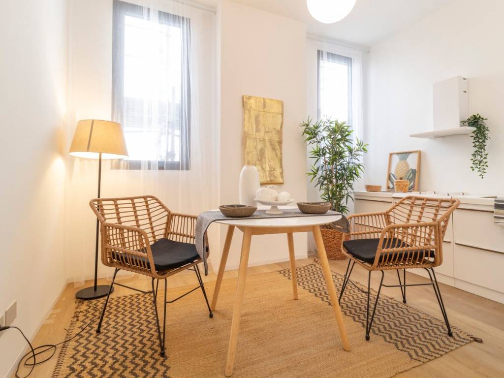 appartamento in vendita a Milano in zona Vigentino