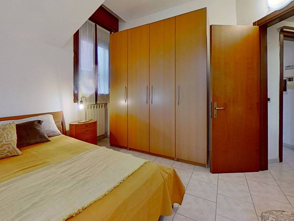 appartamento in vendita a Milano in zona Vigentino