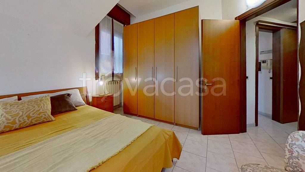 appartamento in vendita a Milano in zona Piazzale Lodi