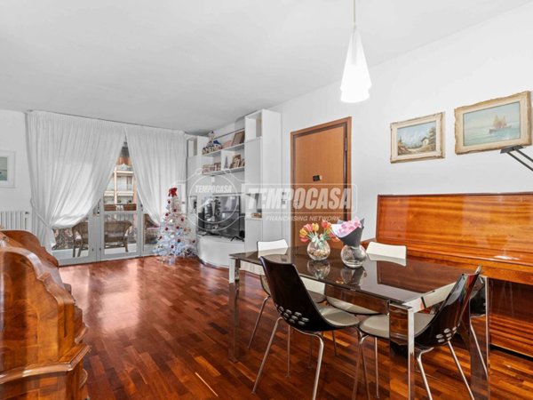 appartamento in vendita a Milano in zona Famagosta