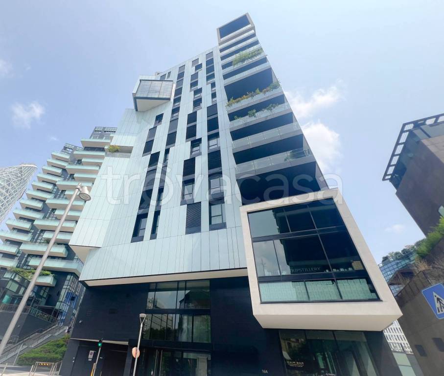 appartamento in vendita a Milano in zona Porta Nuova
