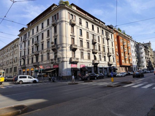appartamento in vendita a Milano in zona Ponte Seveso