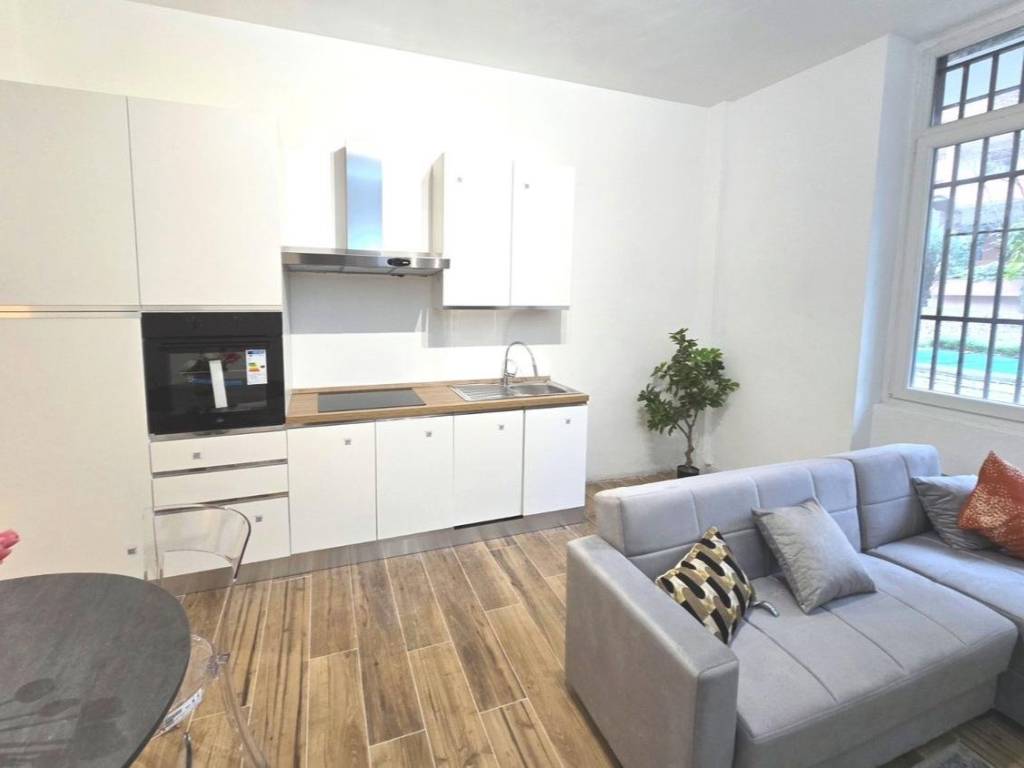 appartamento in vendita a Milano in zona Solari