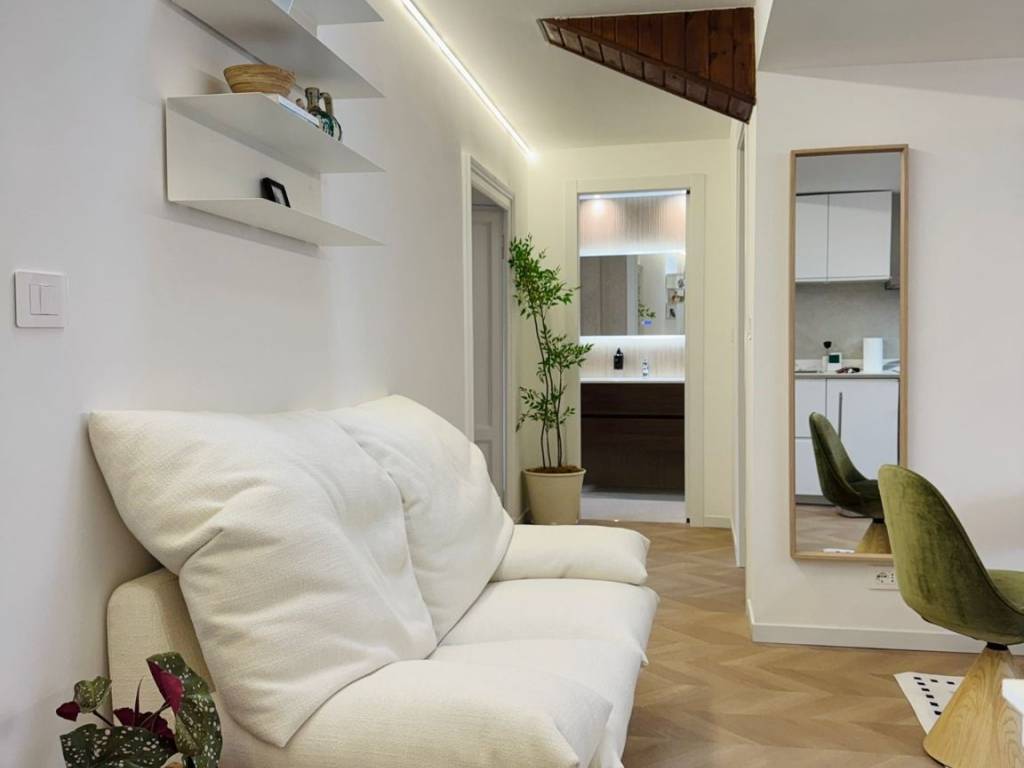 appartamento in vendita a Milano in zona Maggiolina