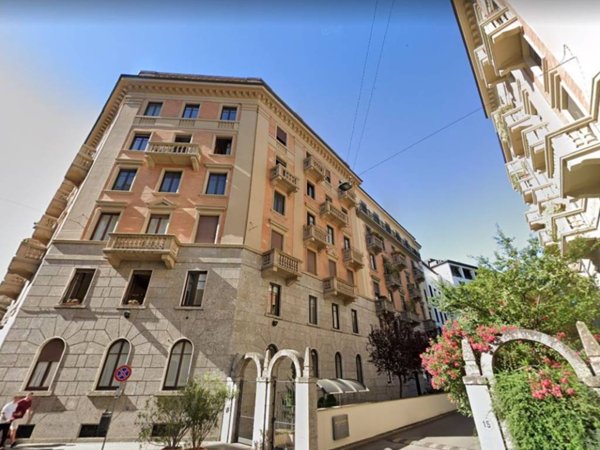 appartamento in vendita a Milano in zona Bocconi