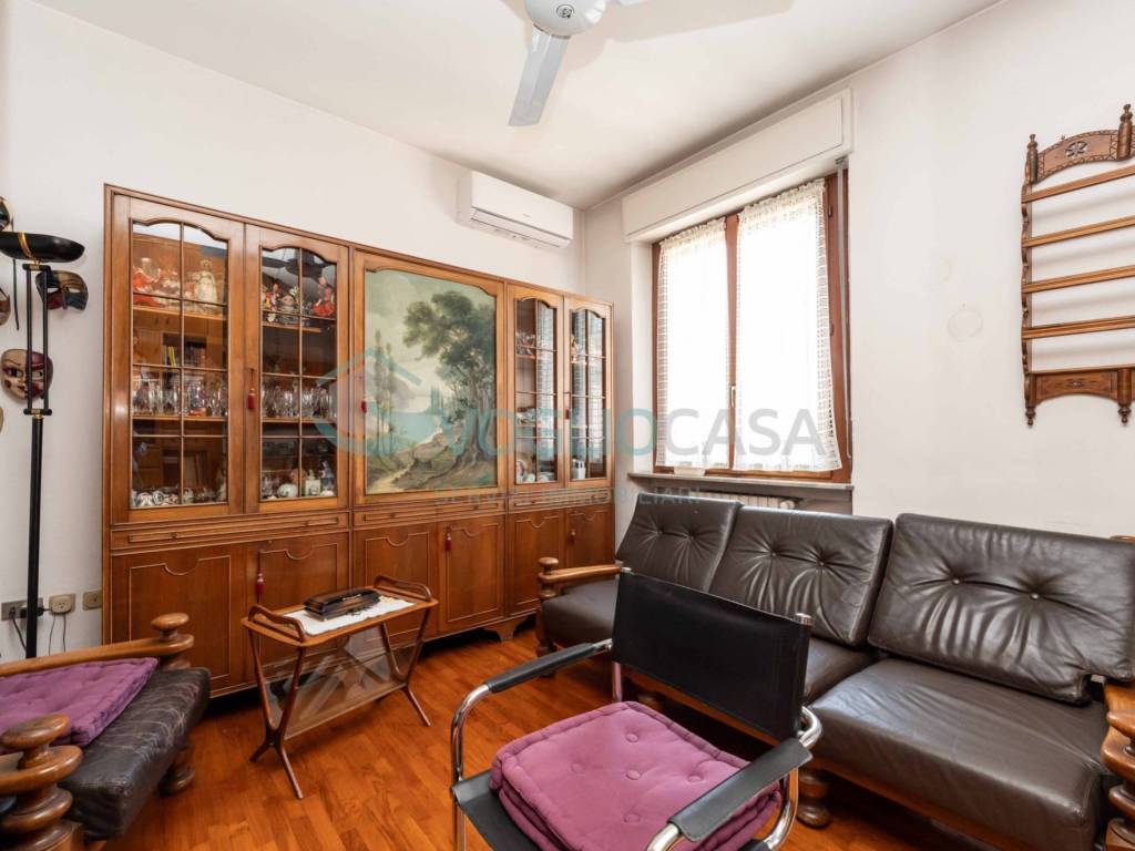 appartamento in vendita a Milano in zona Città Studi