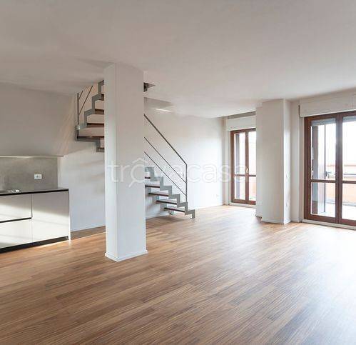appartamento in vendita a Milano in zona Vigentino