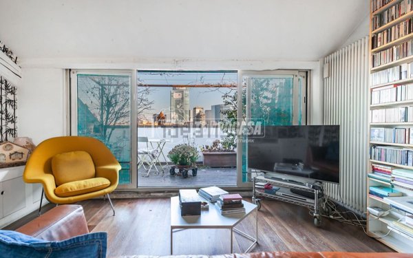 appartamento in vendita a Milano in zona Isola