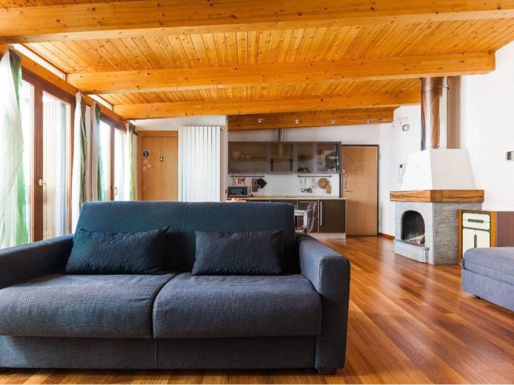 appartamento in vendita a Milano in zona Città Studi