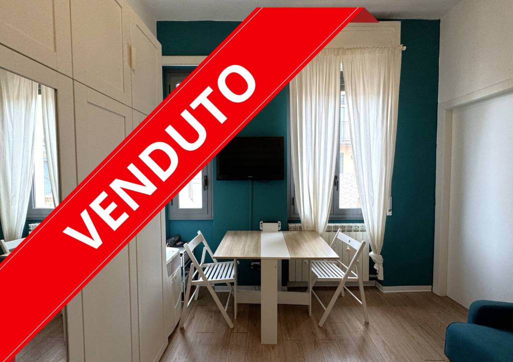 appartamento in vendita a Milano in zona Vigentino