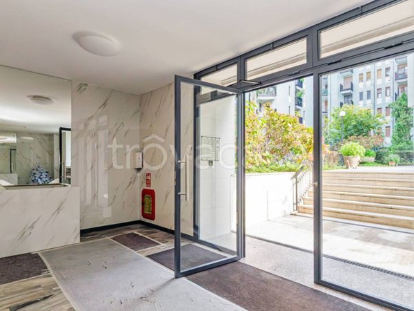 appartamento in vendita a Milano in zona Piazzale Lodi