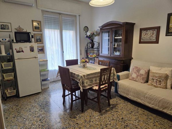 appartamento in vendita a Milano in zona Rottole