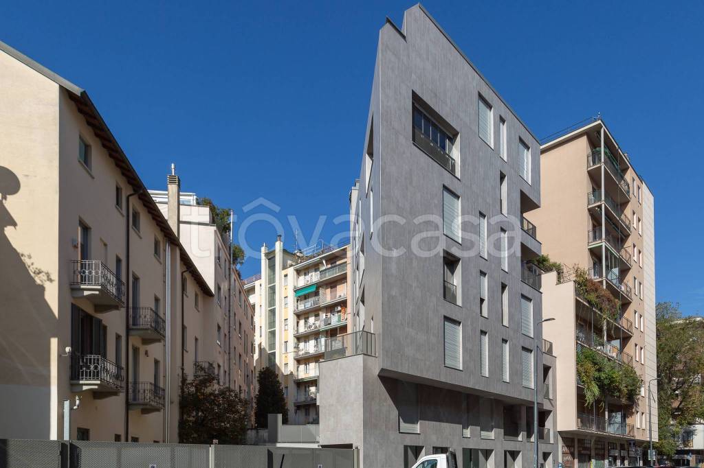 appartamento in vendita a Milano in zona Isola